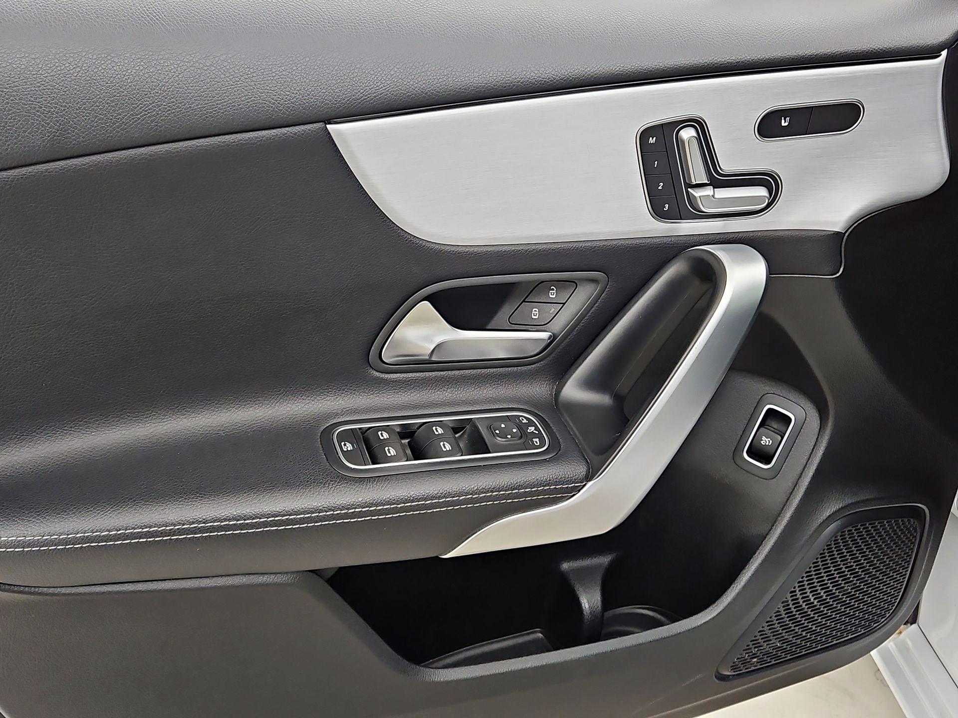 Thumbnail: 2019 Mercedes-Benz A-Class - 12