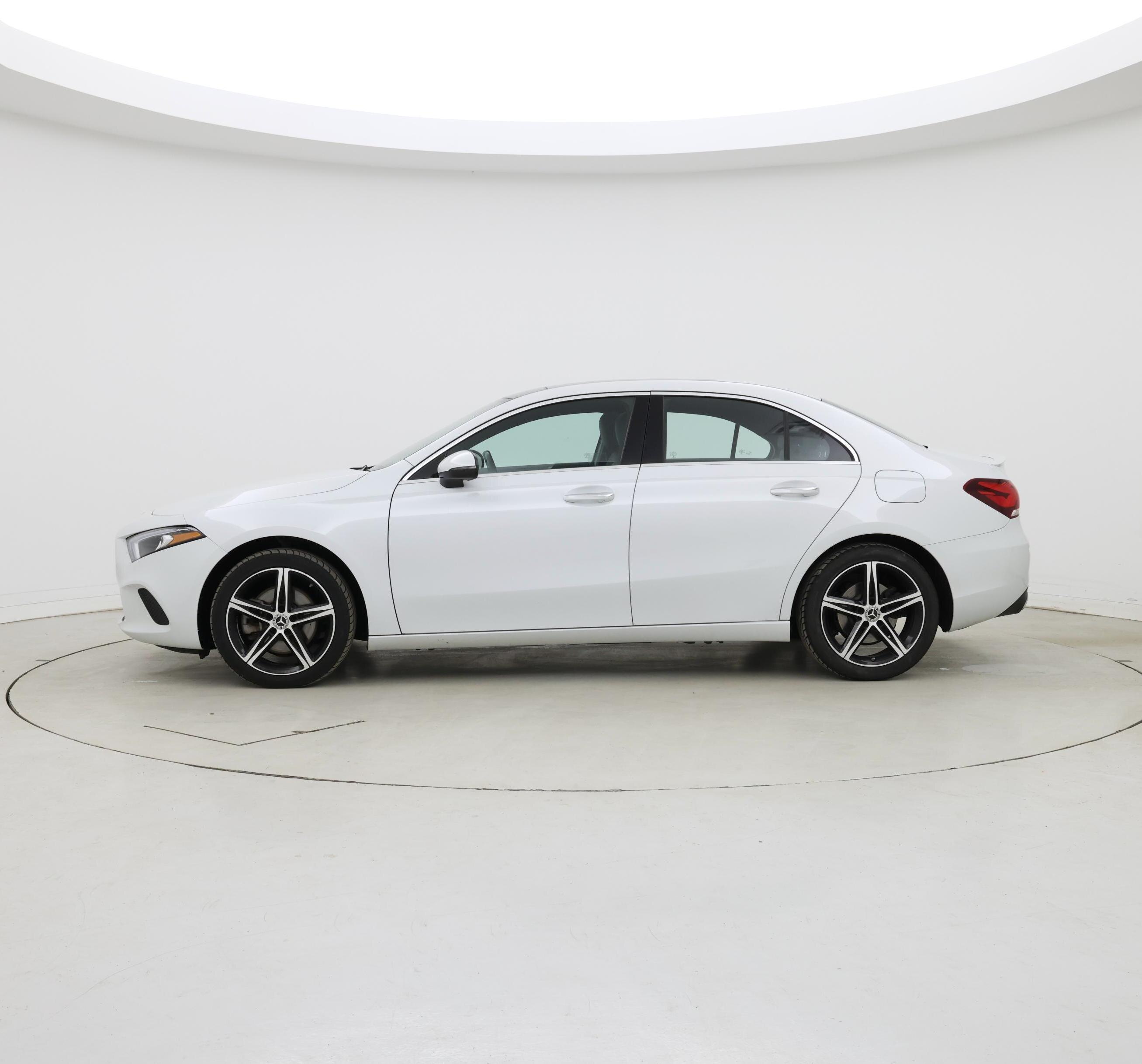 Thumbnail: 2019 Mercedes-Benz A-Class - 3