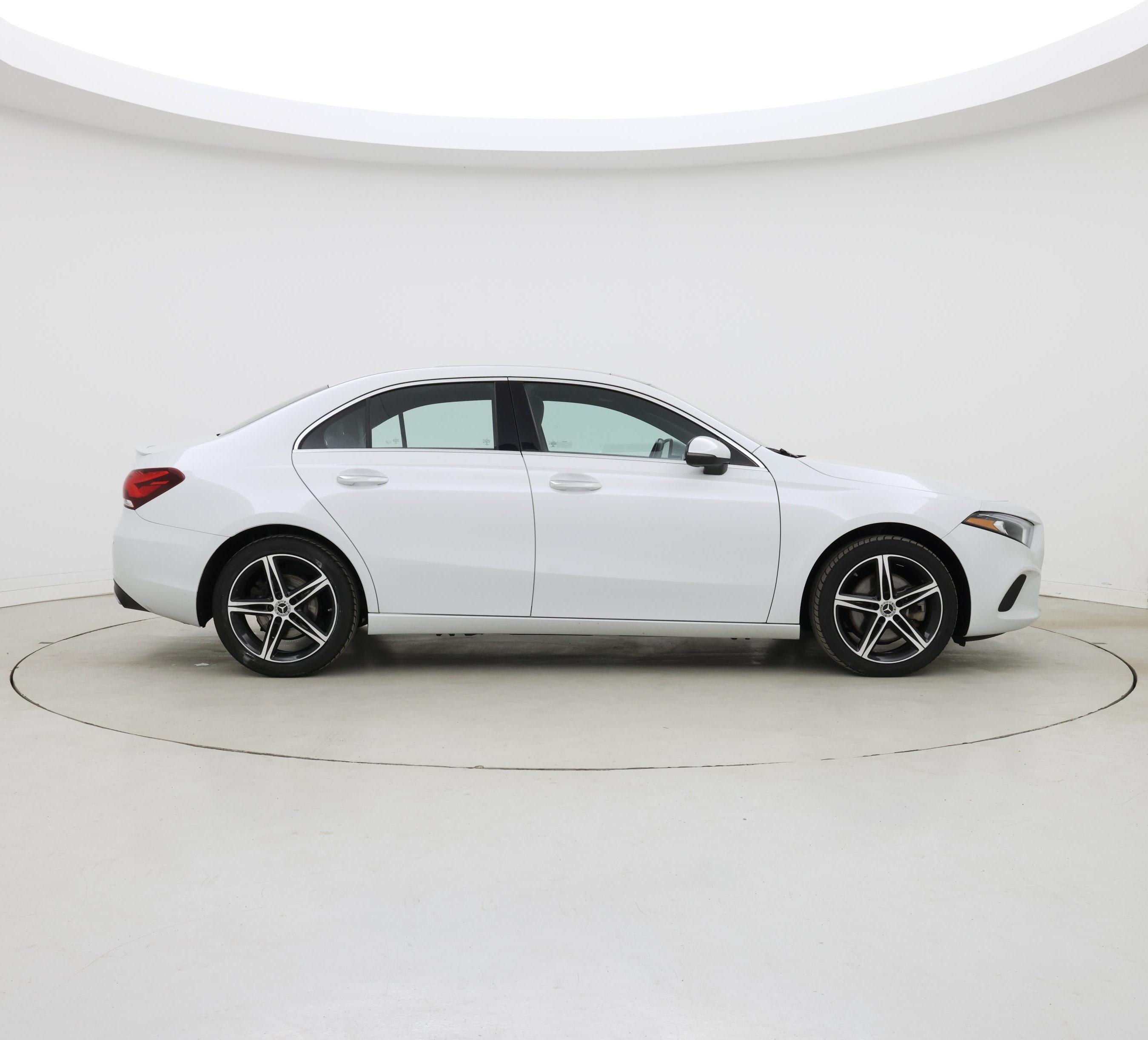 Thumbnail: 2019 Mercedes-Benz A-Class - 7