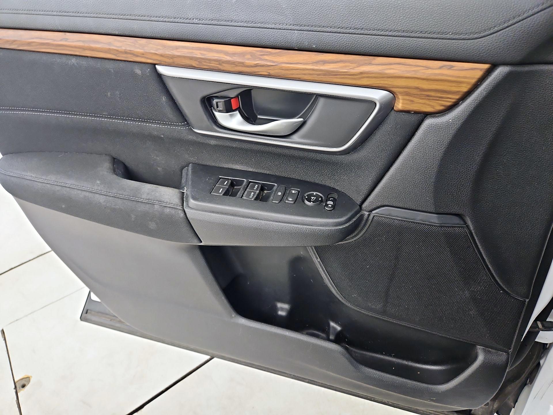 Thumbnail: 2019 Honda CR-V - 12