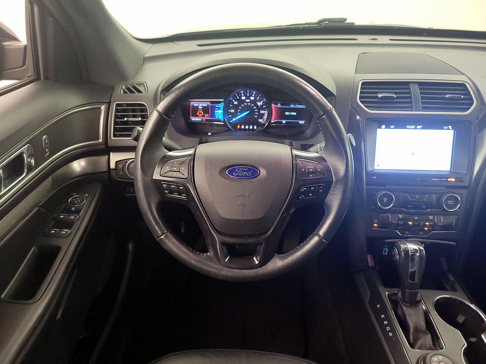 Thumbnail: 2018 Ford Explorer - 10