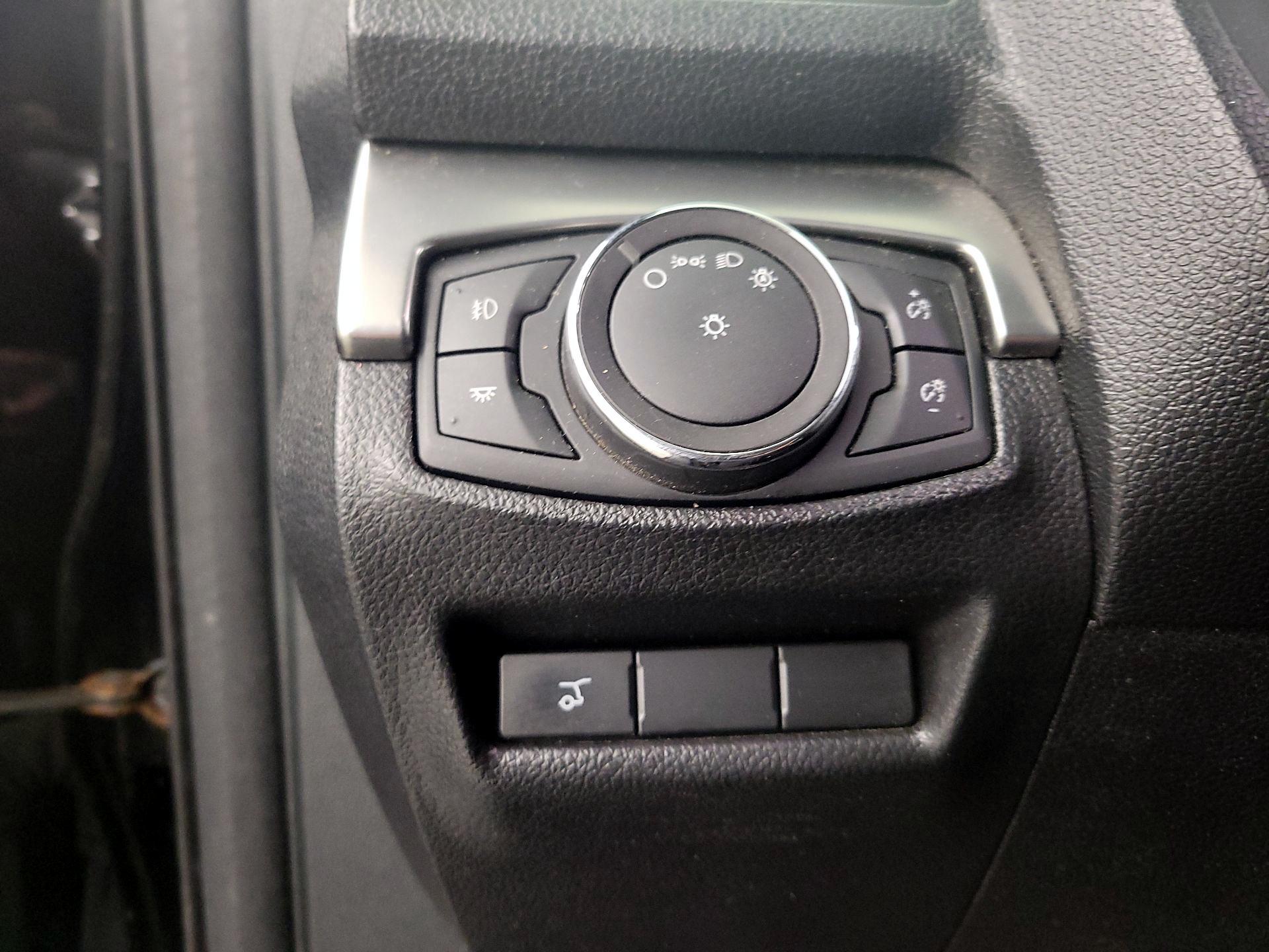 Thumbnail: 2018 Ford Explorer - 13