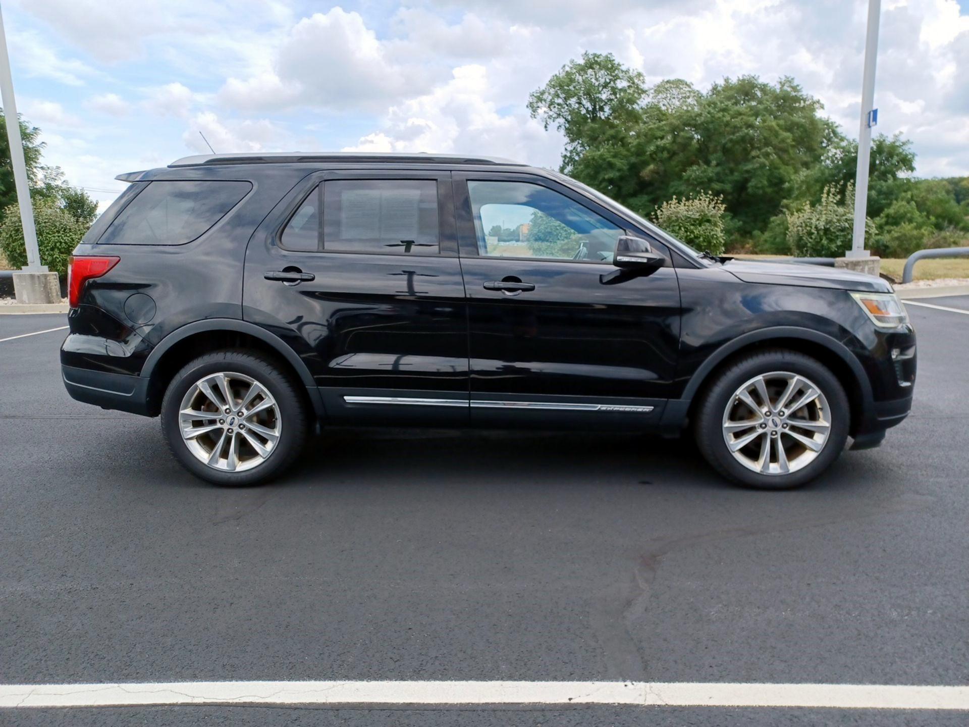 Thumbnail: 2018 Ford Explorer - 4