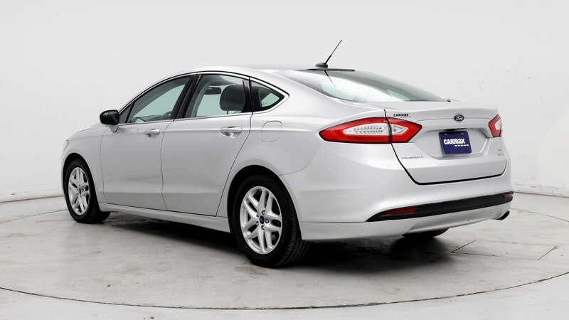 2016 Ford Fusion SE 2