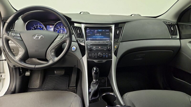 2014 Hyundai Sonata Limited 9