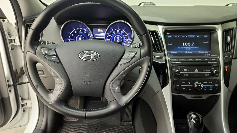 2014 Hyundai Sonata Limited 10