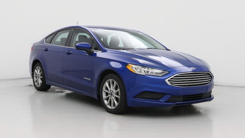 2017 Ford Fusion SE Hero Image