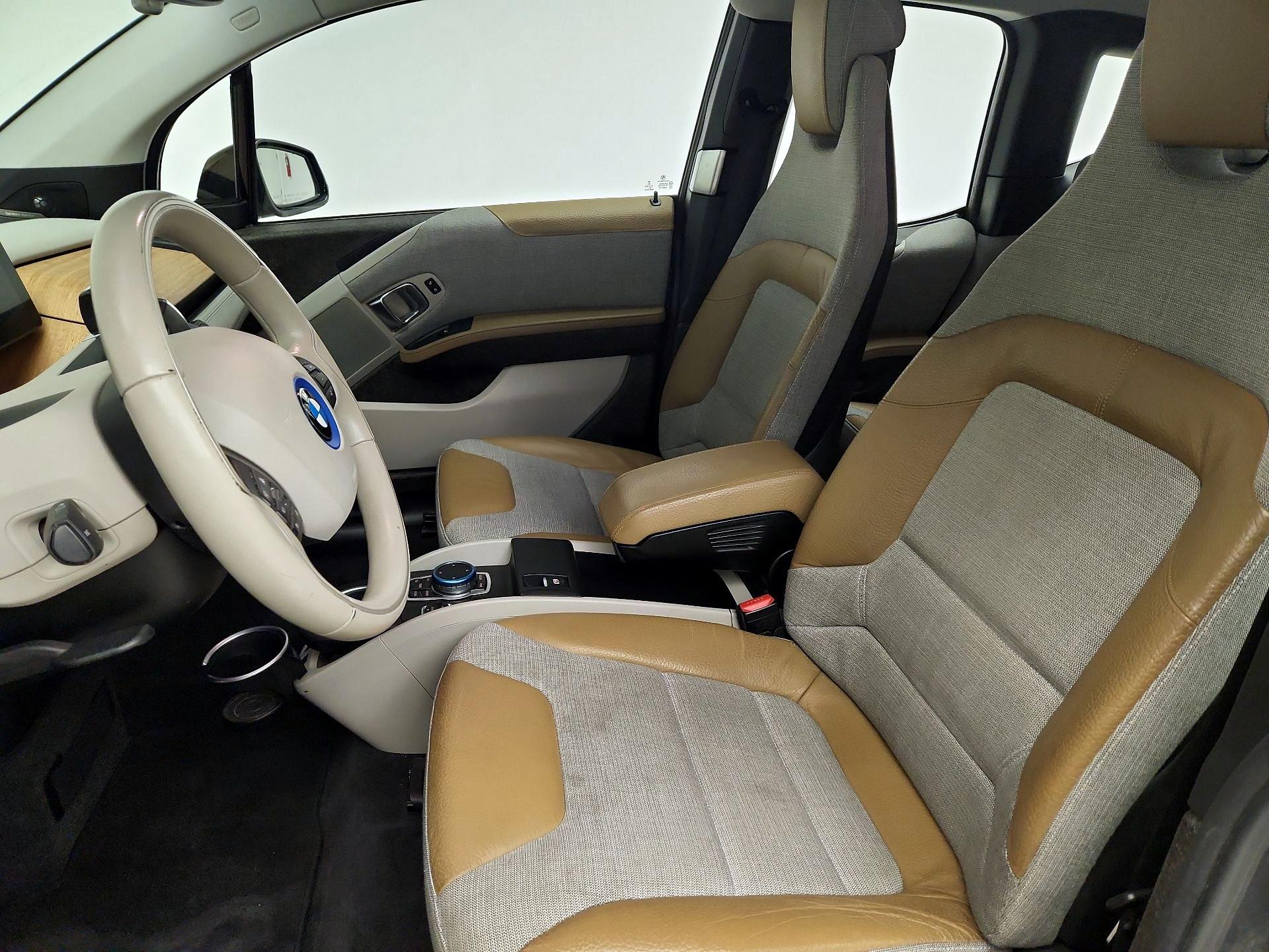 Thumbnail: 2015 BMW i3 - 11