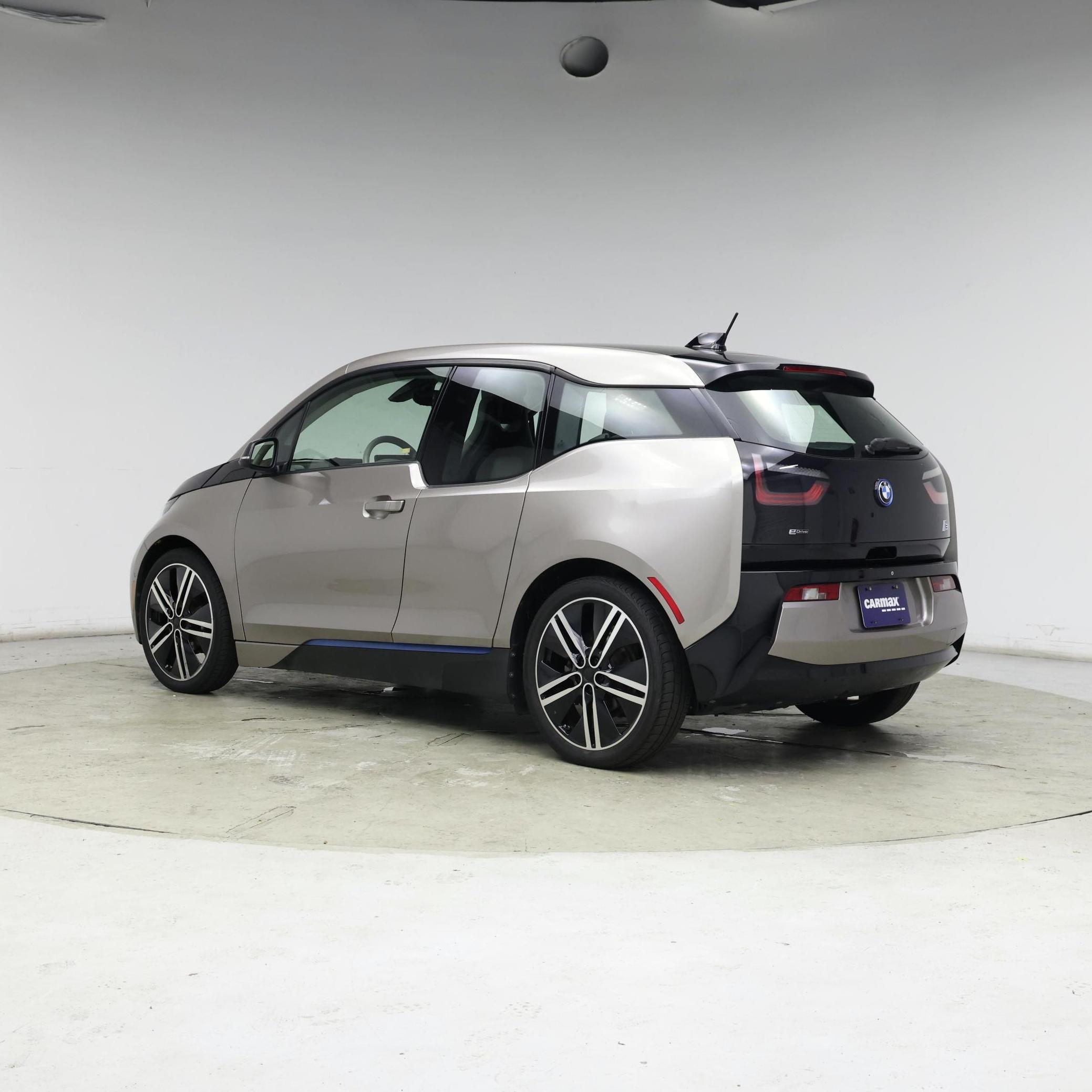 Thumbnail: 2015 BMW i3 - 2