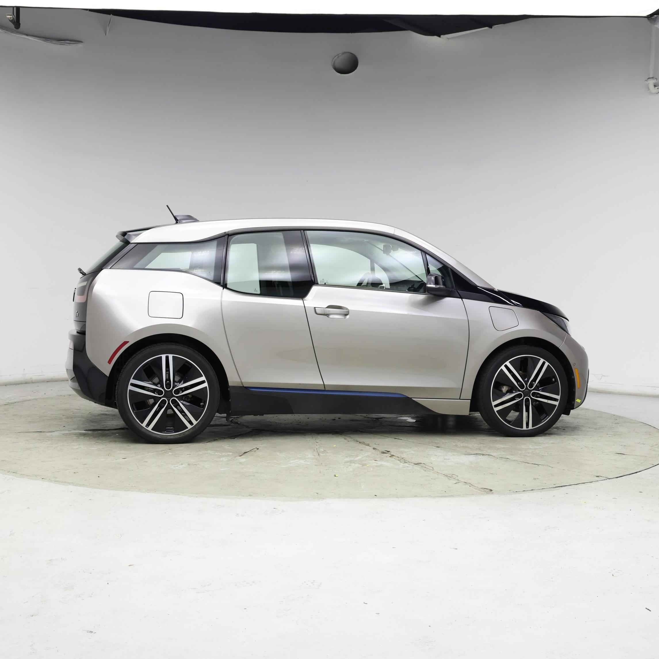Thumbnail: 2015 BMW i3 - 7