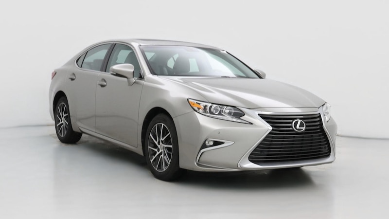 2016 Lexus ES 350 Hero Image