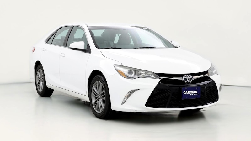 2017 Toyota Camry SE Hero Image