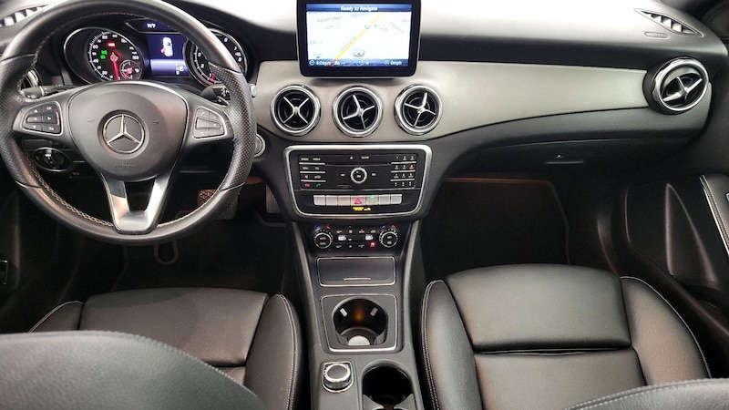 2018 Mercedes-Benz GLA 250 9