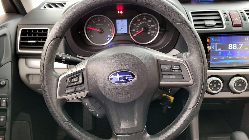 2016 Subaru Forester 2.5i 10