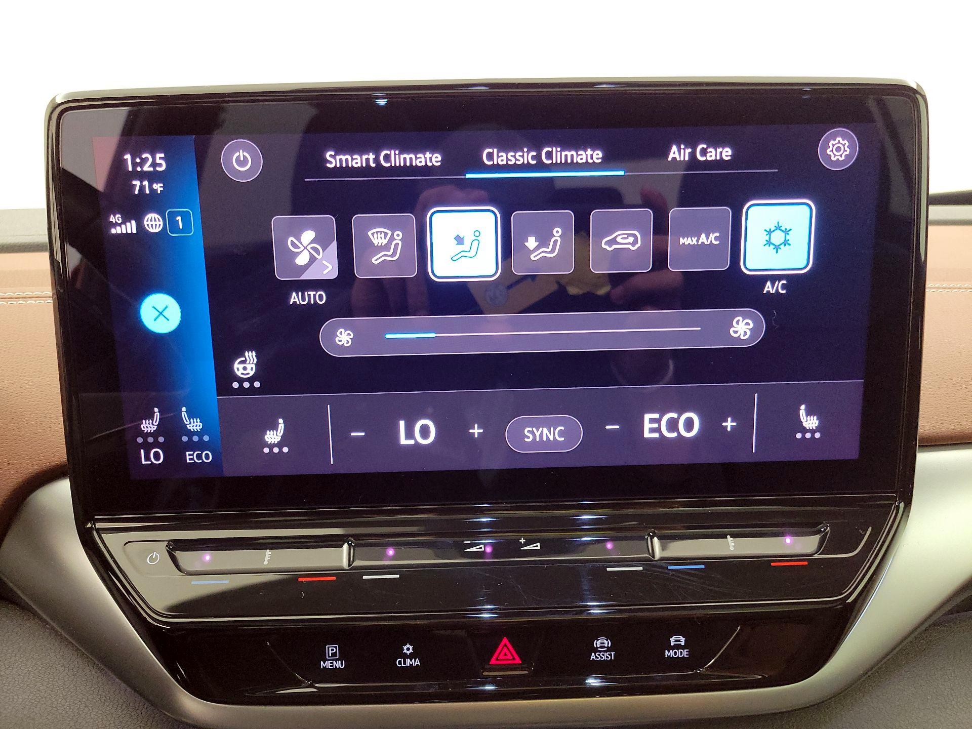 Thumbnail: 2021 Volkswagen ID.4 - 16