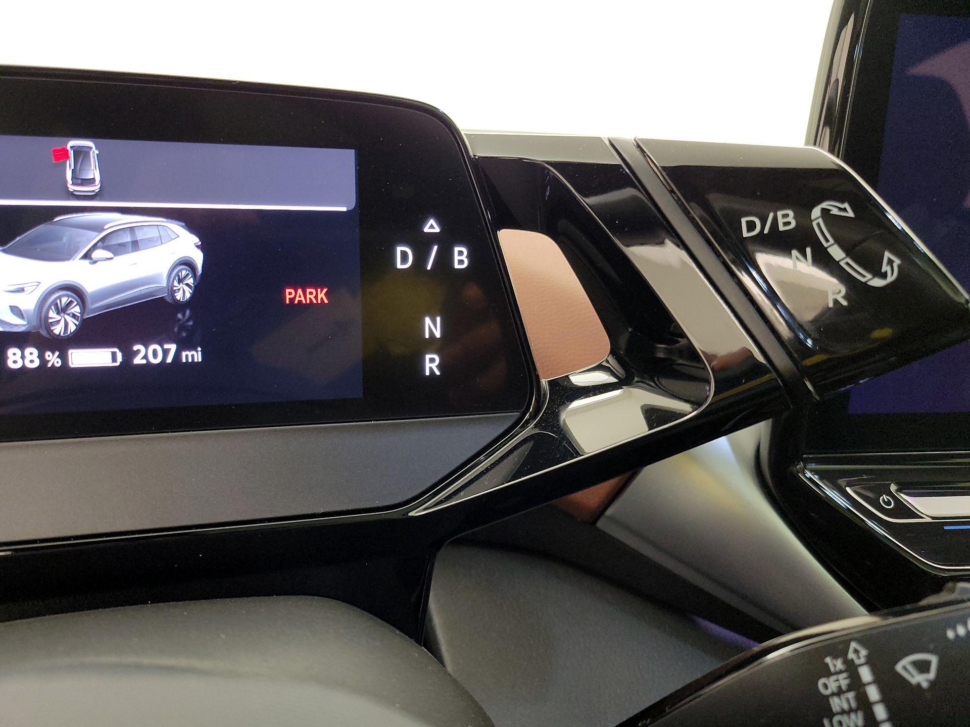 Thumbnail: 2021 Volkswagen ID.4 - 17