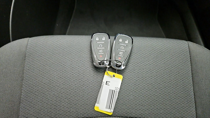 2018 Chevrolet Cruze LT 20
