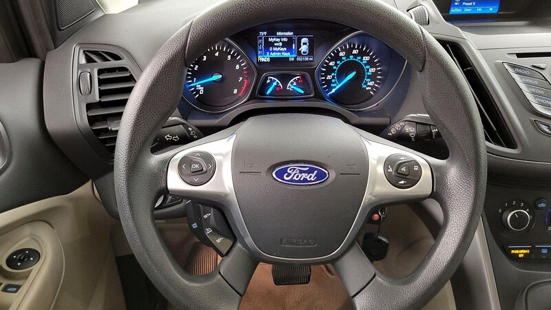 2016 Ford Escape SE 10