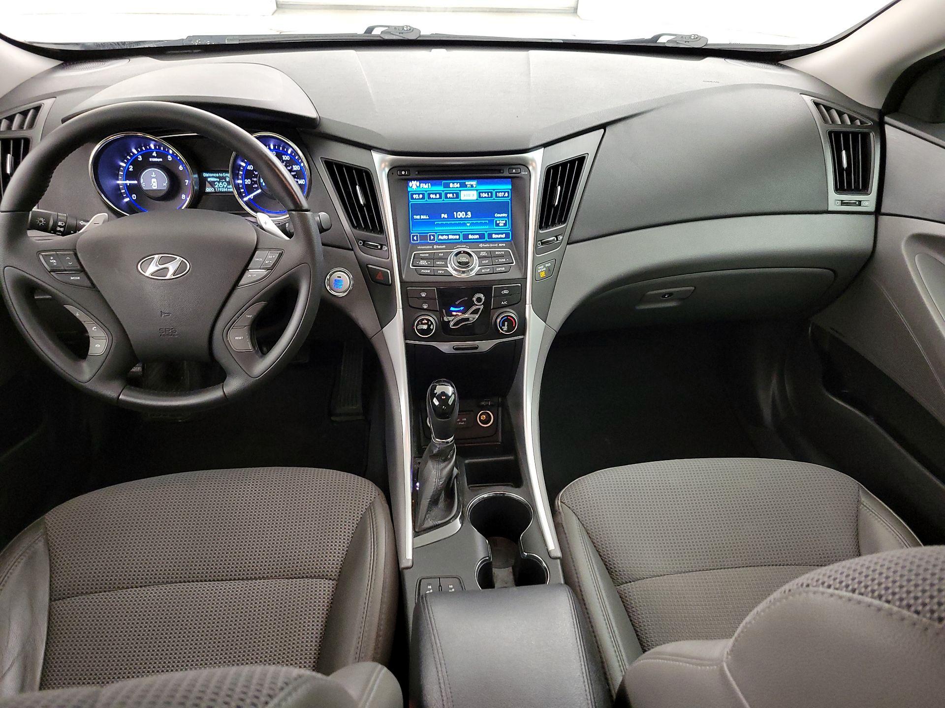 Thumbnail: 2013 Hyundai Sonata - 9