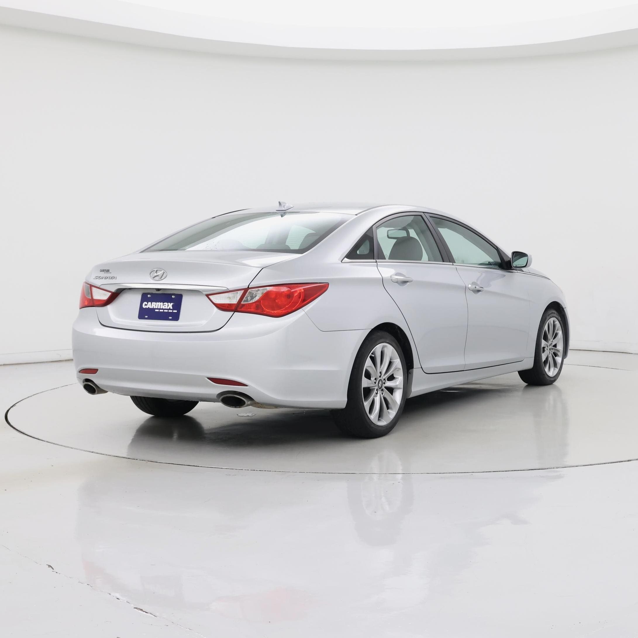 Thumbnail: 2013 Hyundai Sonata - 8