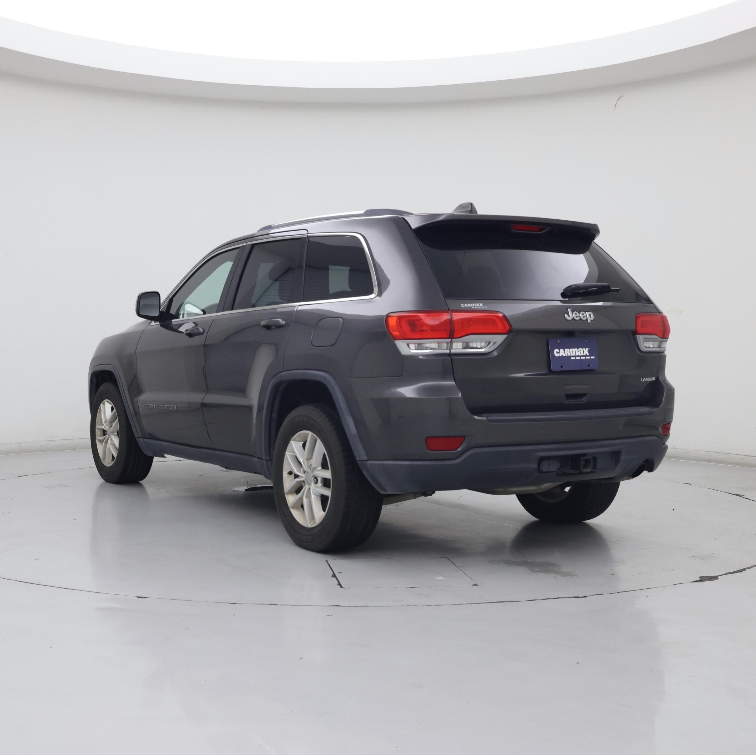 Thumbnail: 2017 Jeep Grand Cherokee - 2