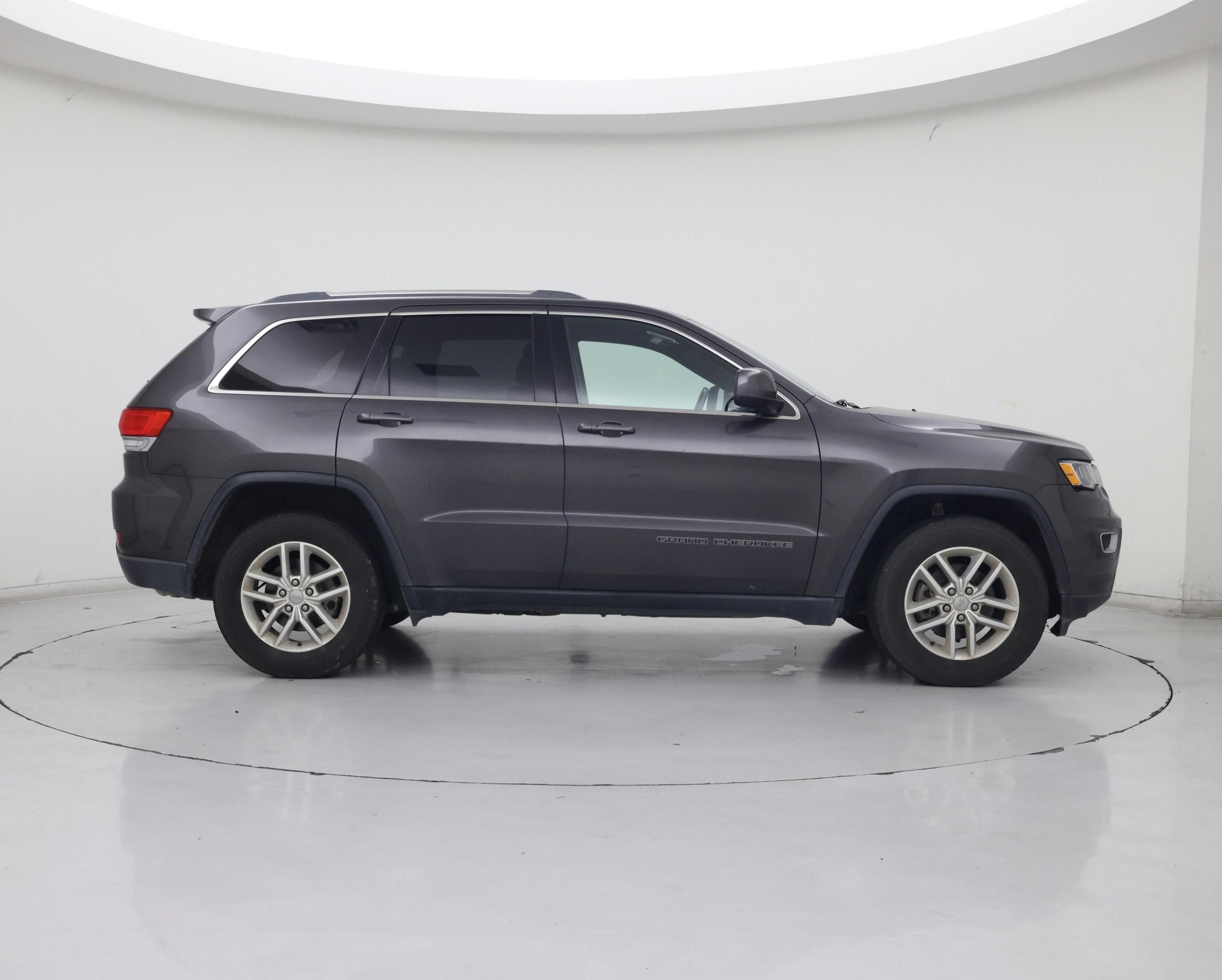 Thumbnail: 2017 Jeep Grand Cherokee - 7