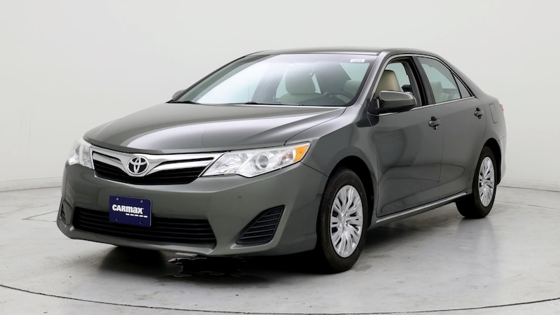 2013 Toyota Camry LE 4