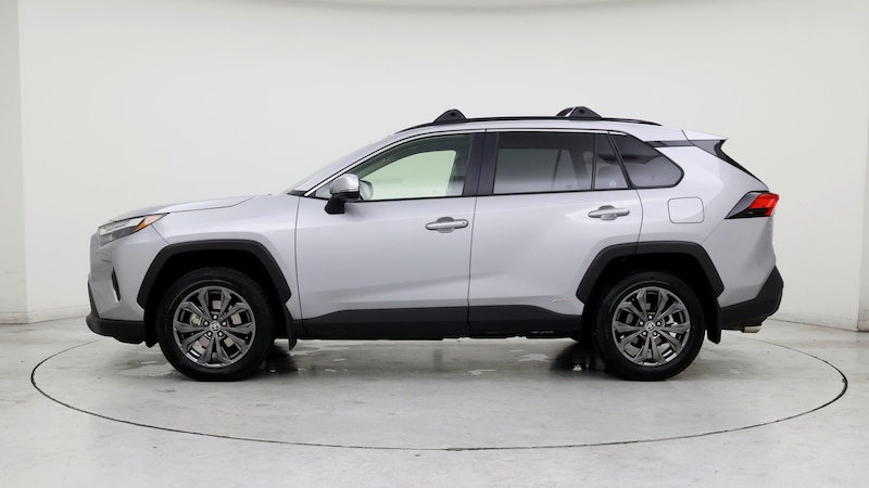 2024 Toyota RAV4 XLE Premium 3