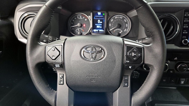 2022 Toyota Tacoma TRD Off-Road 10