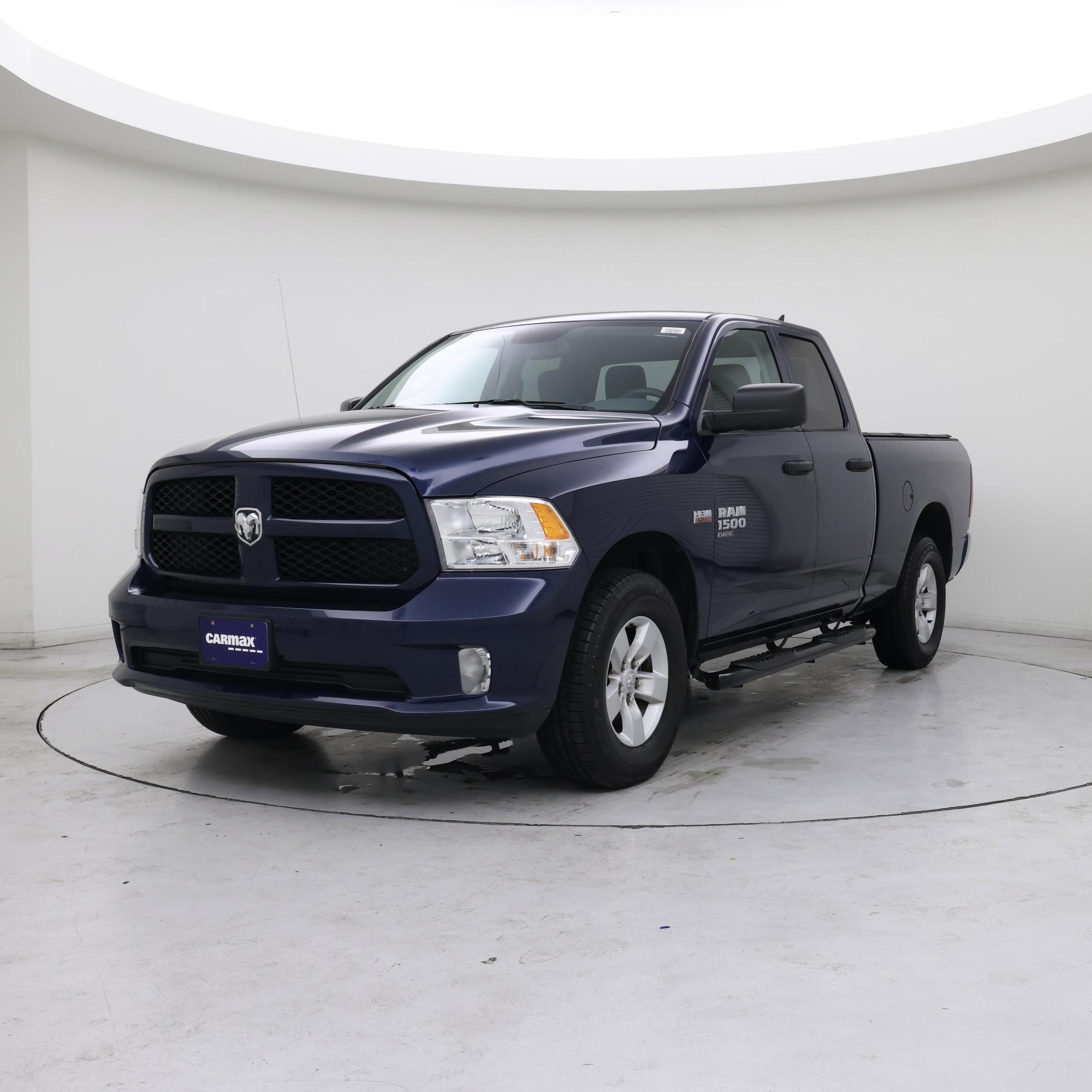 Thumbnail: 2020 RAM 1500 Classic - 4