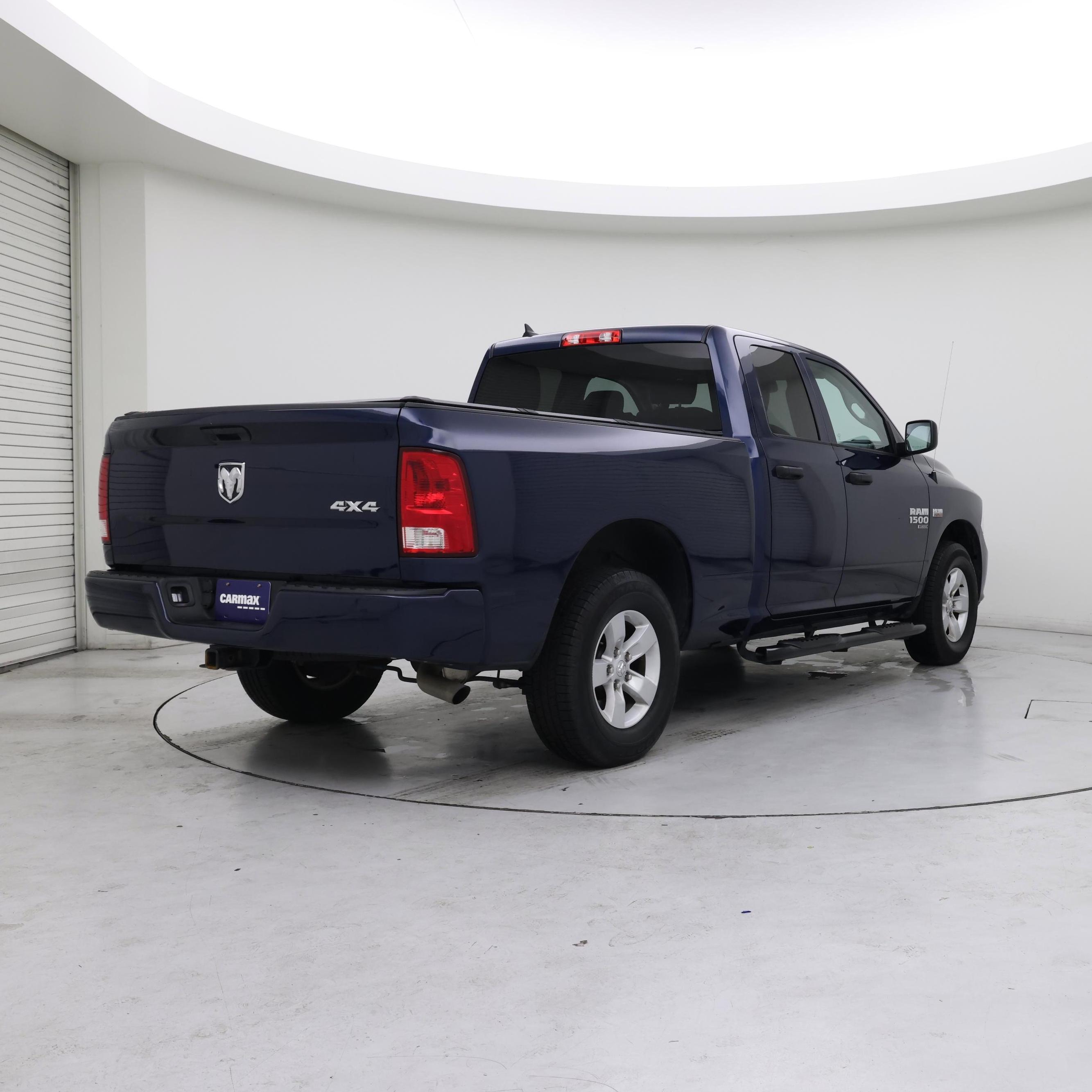 Thumbnail: 2020 RAM 1500 Classic - 8
