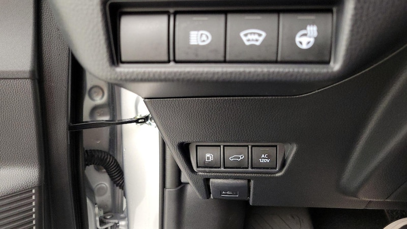 2024 Toyota Prius Prime Premium 13