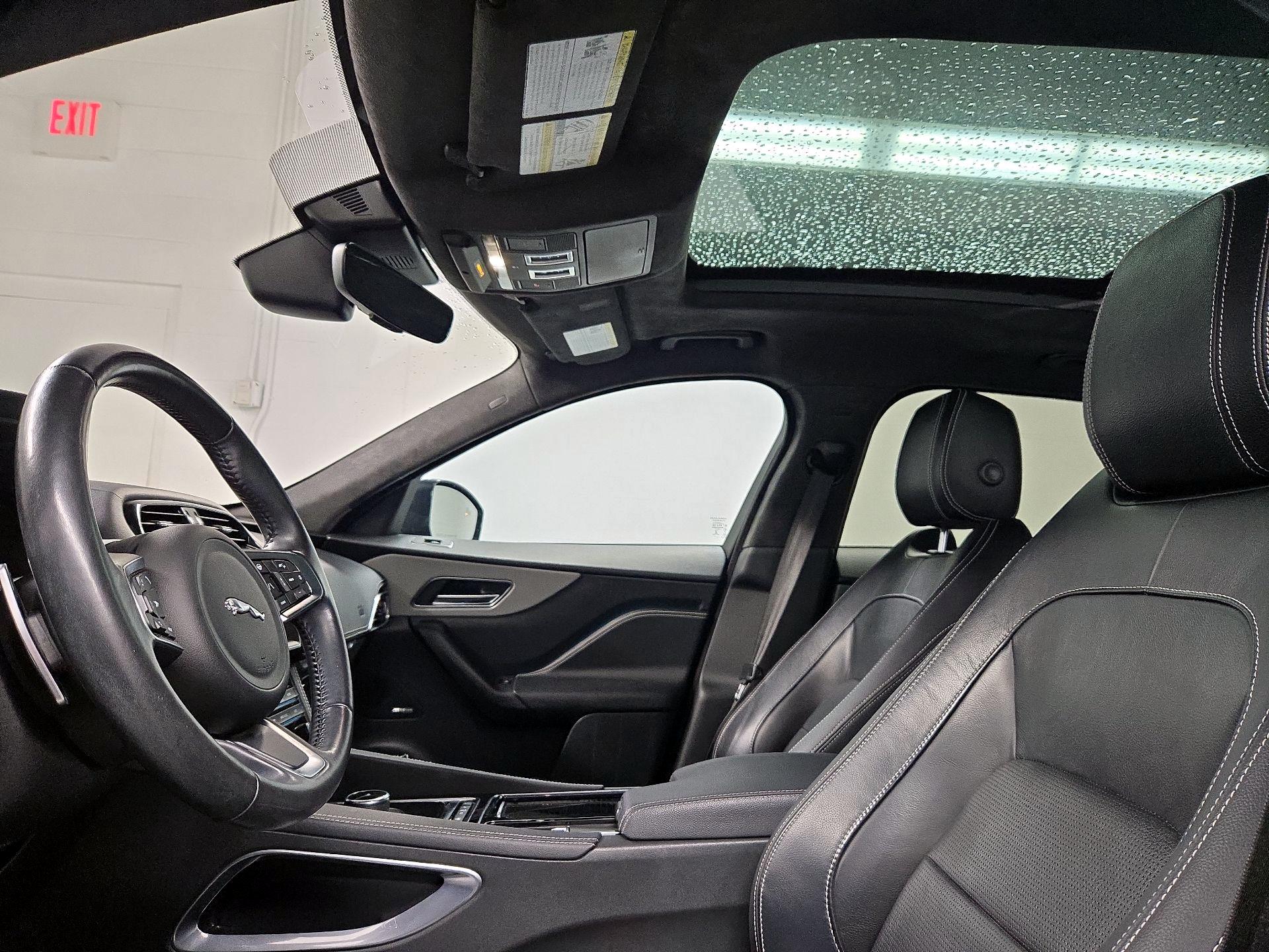 Thumbnail: 2020 Jaguar F-Pace - 20