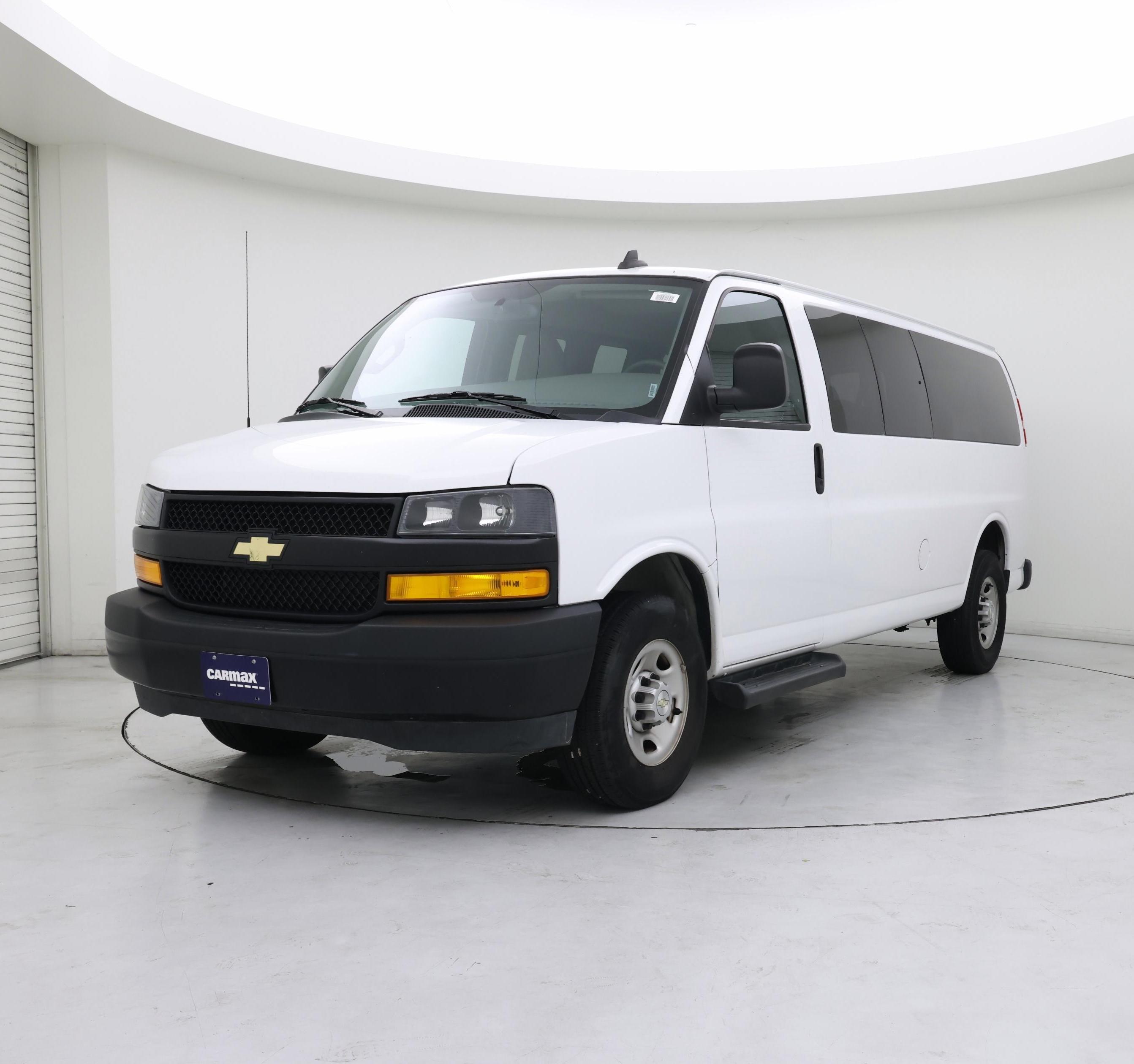 Thumbnail: 2022 Chevrolet Express - 4