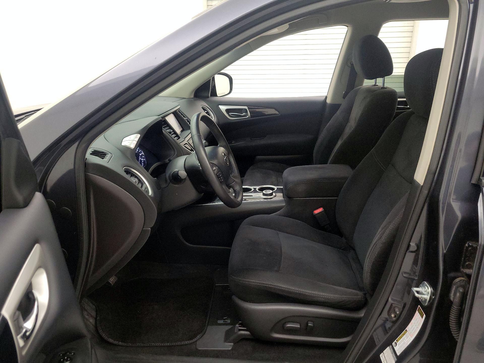 Thumbnail: 2014 Nissan Pathfinder - 11