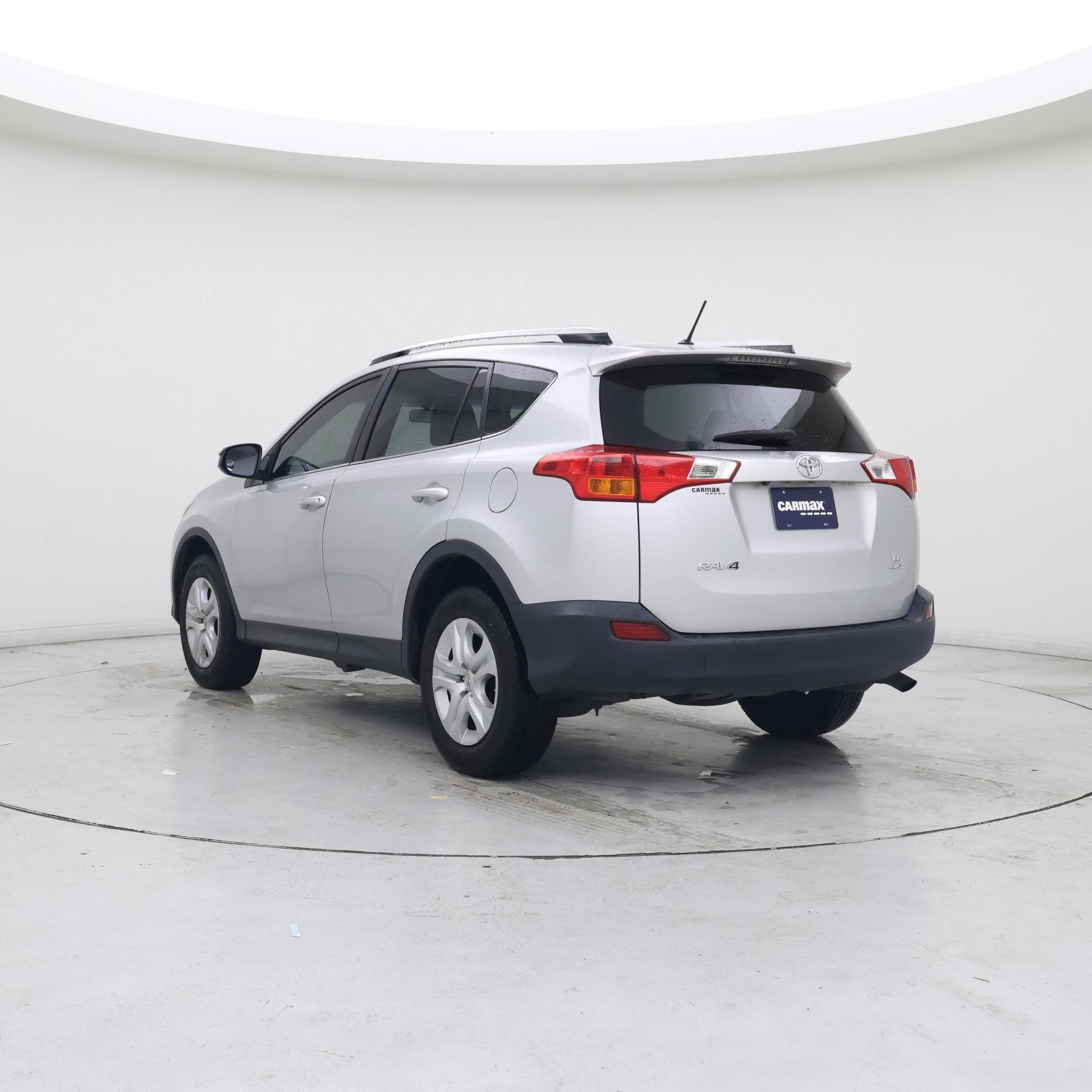 Thumbnail: 2015 Toyota RAV4 - 2