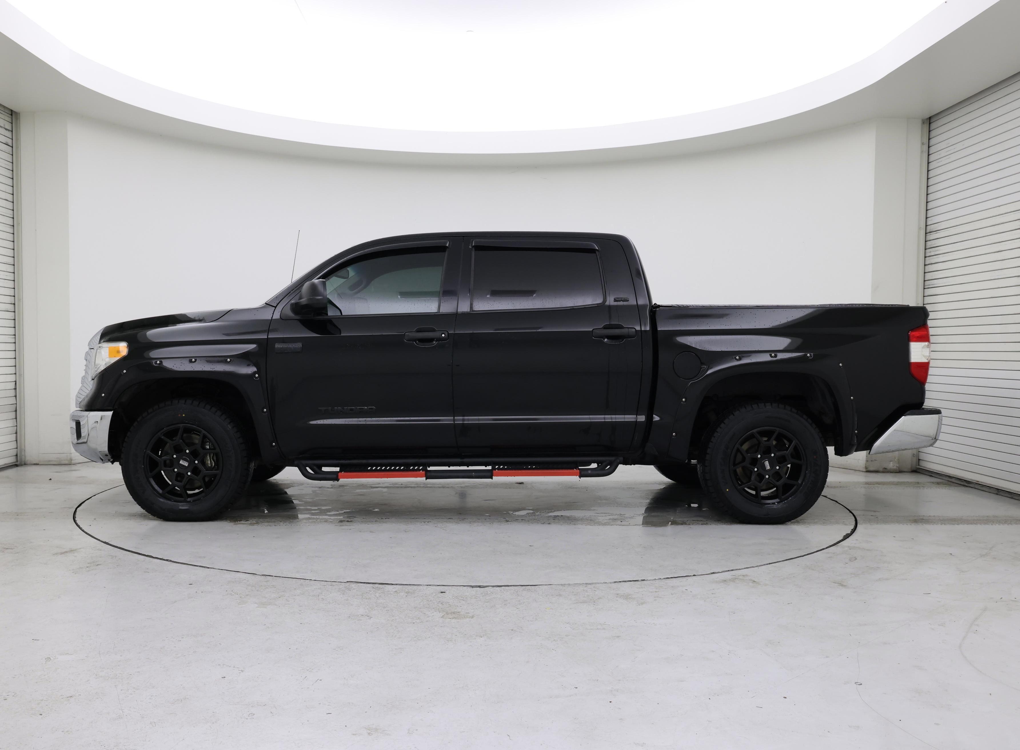 Thumbnail: 2016 Toyota Tundra - 3