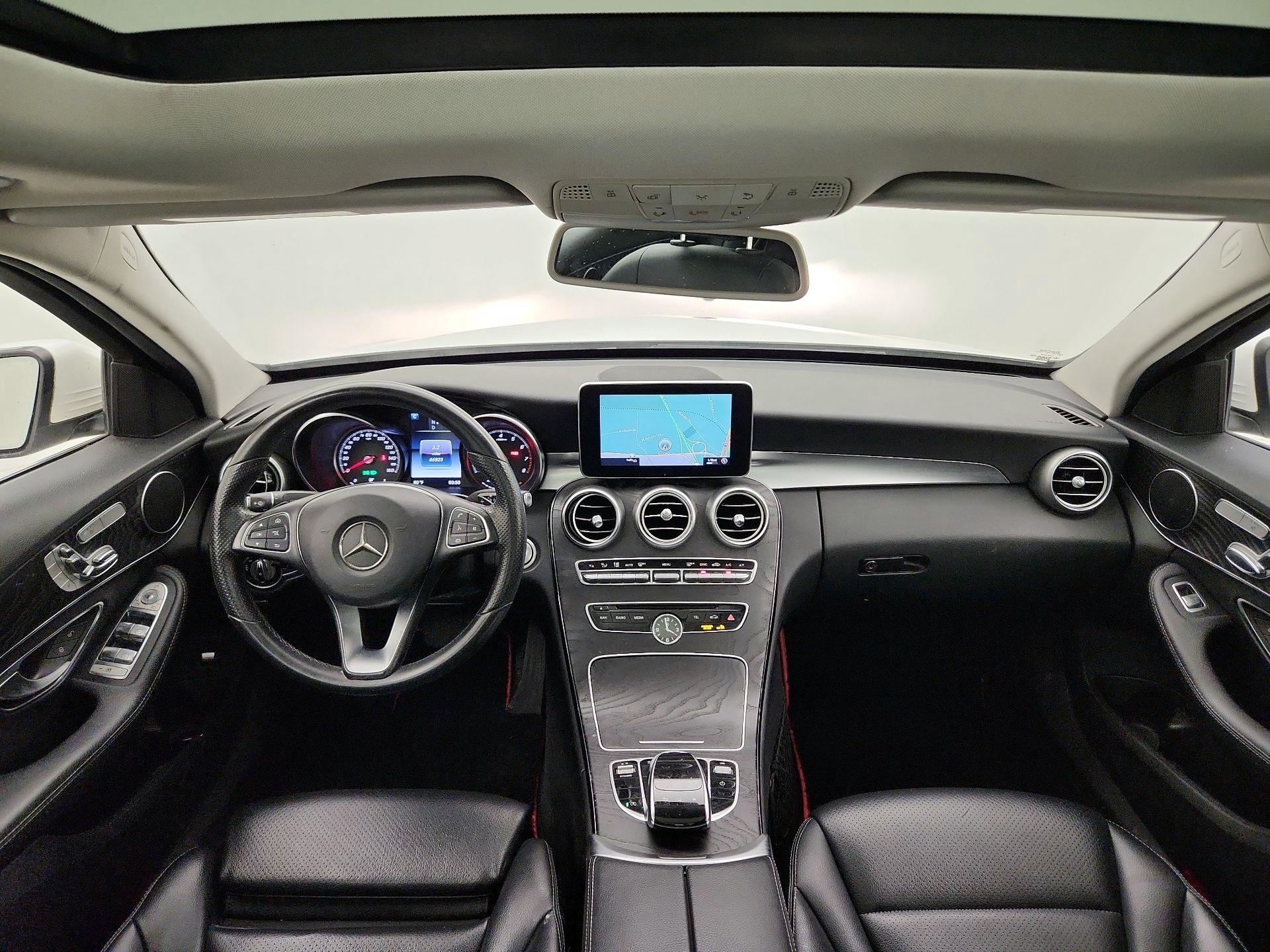 Thumbnail: 2016 Mercedes-Benz C-Class - 9