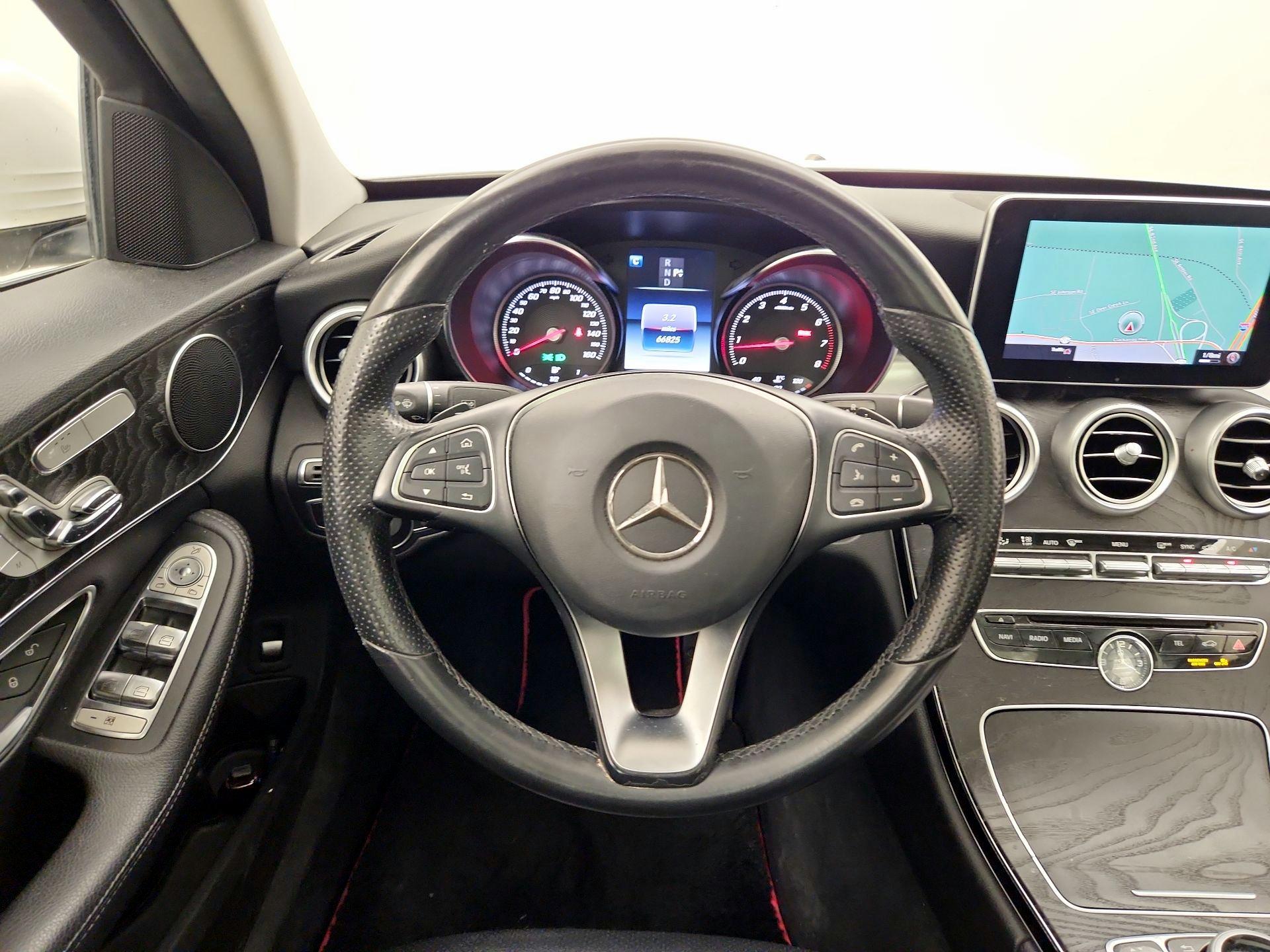 Thumbnail: 2016 Mercedes-Benz C-Class - 10
