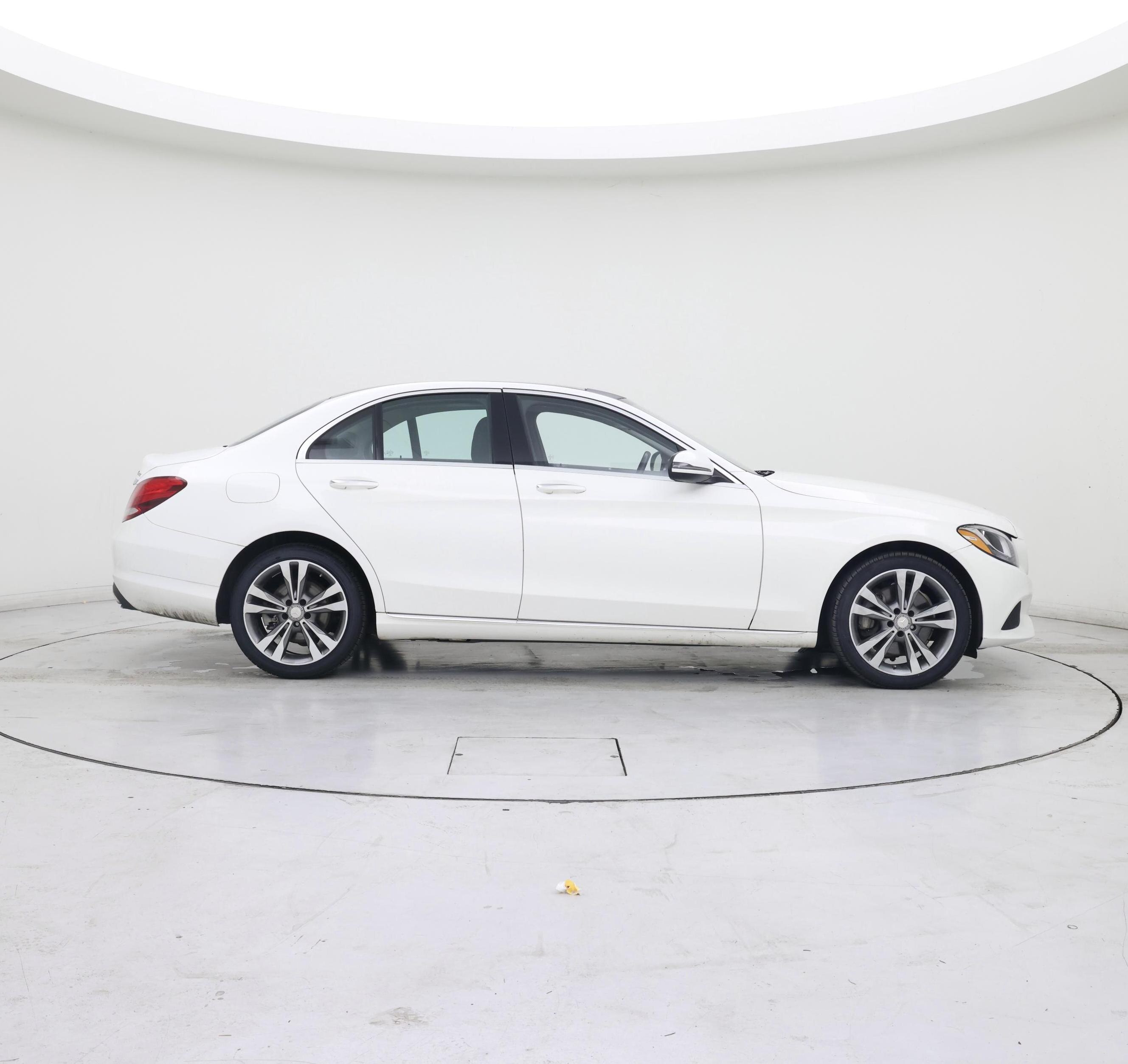 Thumbnail: 2016 Mercedes-Benz C-Class - 7