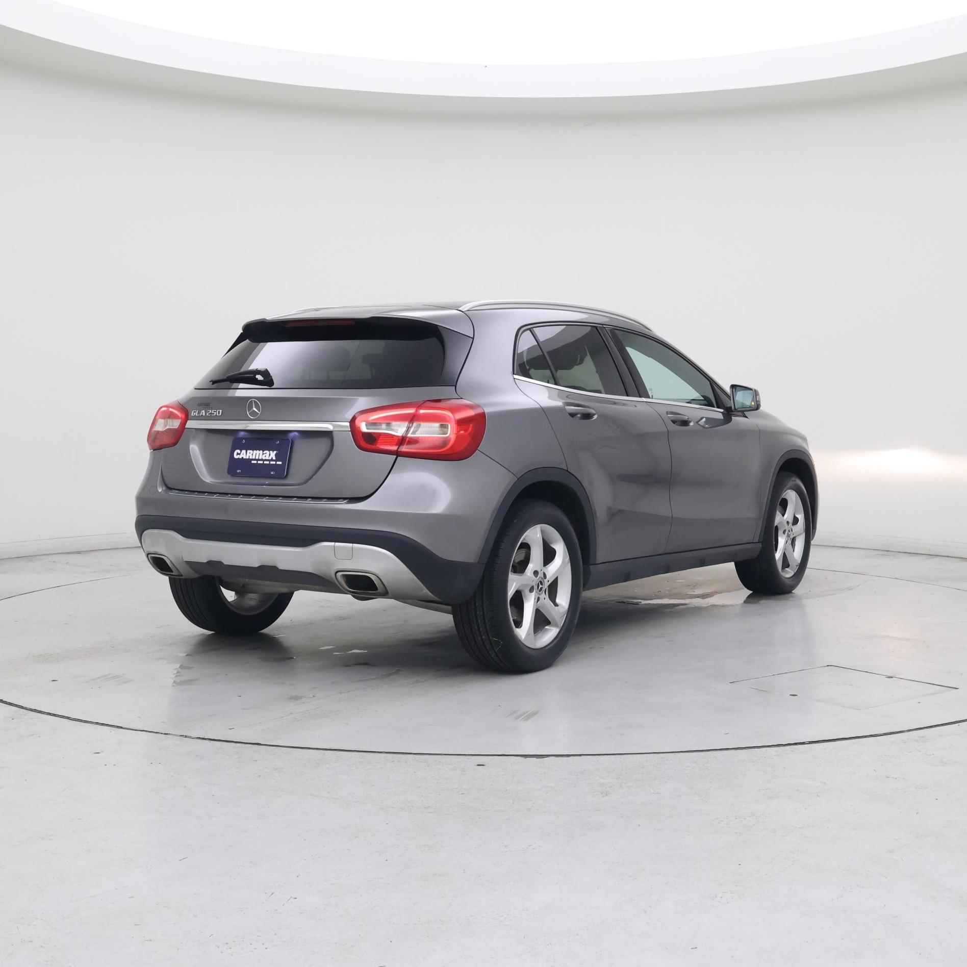 Thumbnail: 2018 Mercedes-Benz GLA - 8