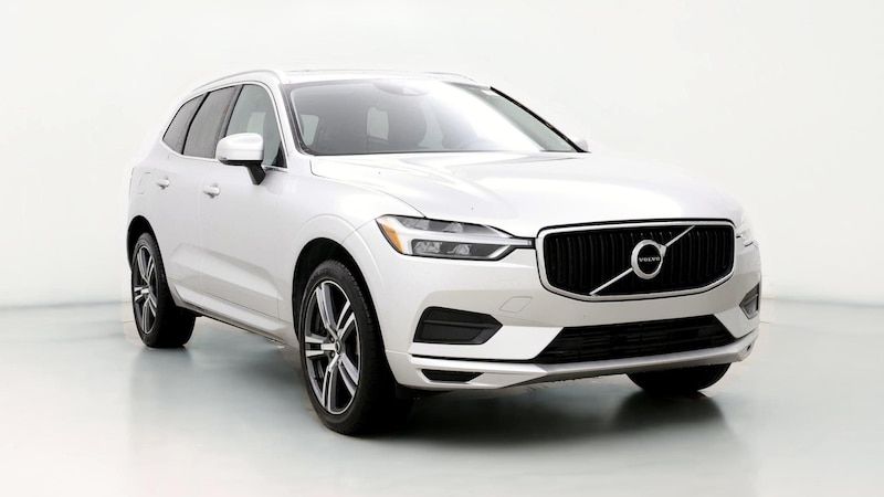 2020 Volvo XC60 T5 Momentum Hero Image