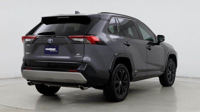 2022 Toyota RAV4 SE 8