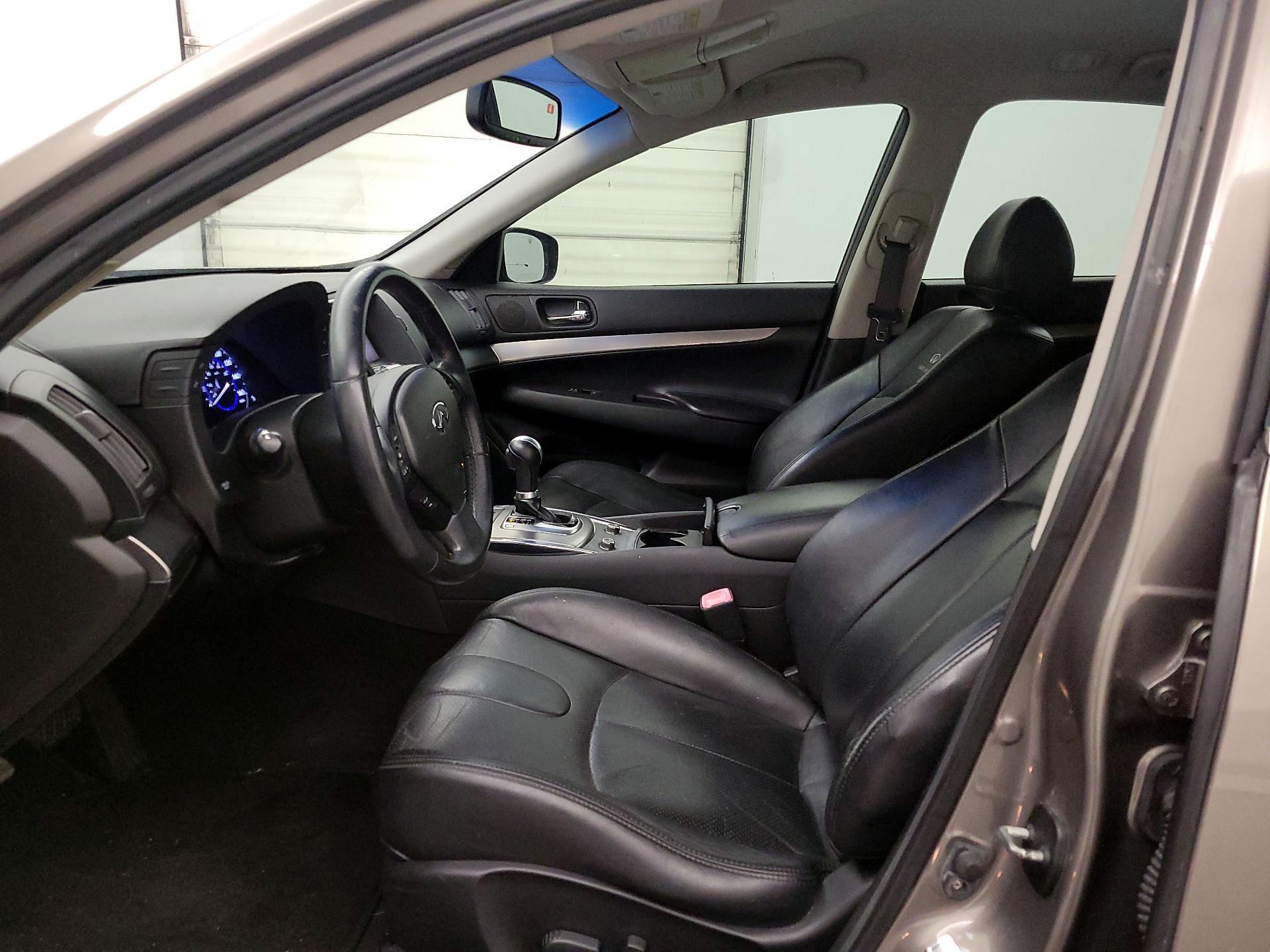 Thumbnail: 2013 INFINITI G37 - 11