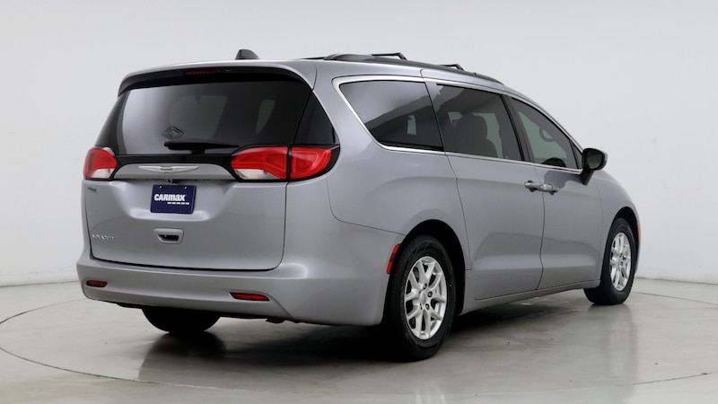 2021 Chrysler Voyager LXi 8