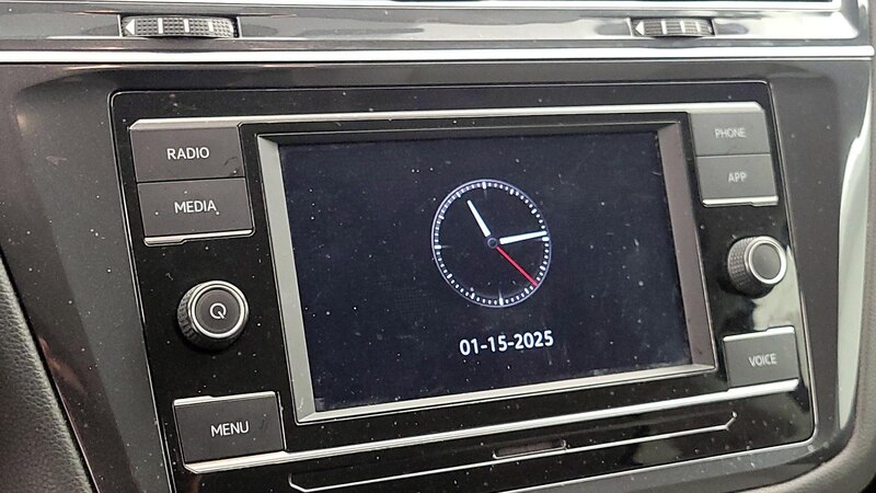 2021 Volkswagen Tiguan S 15