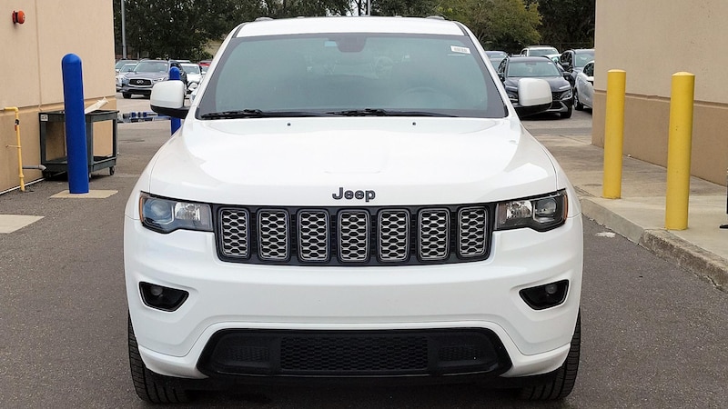 2019 Jeep Grand Cherokee Altitude 2