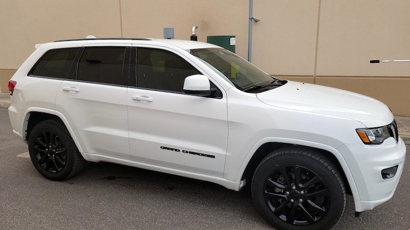 2019 Jeep Grand Cherokee Altitude 4