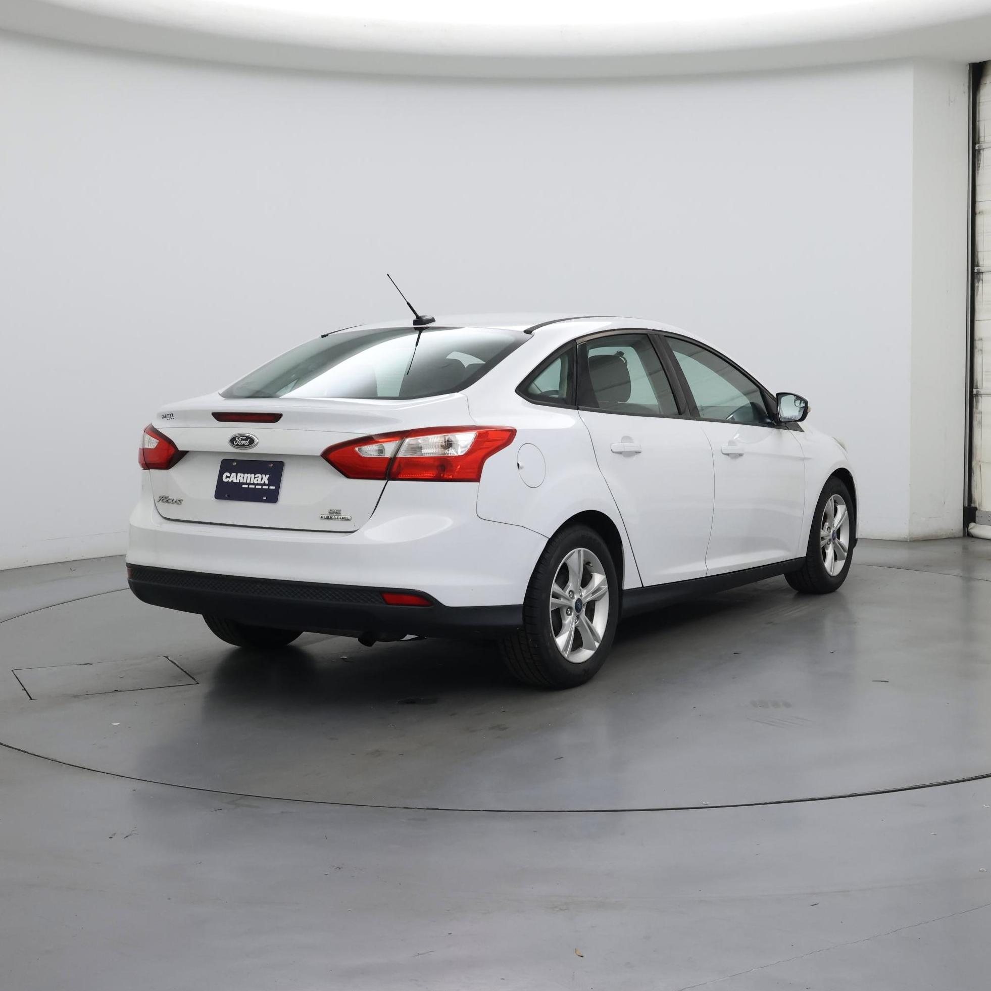 Thumbnail: 2013 Ford Focus - 8