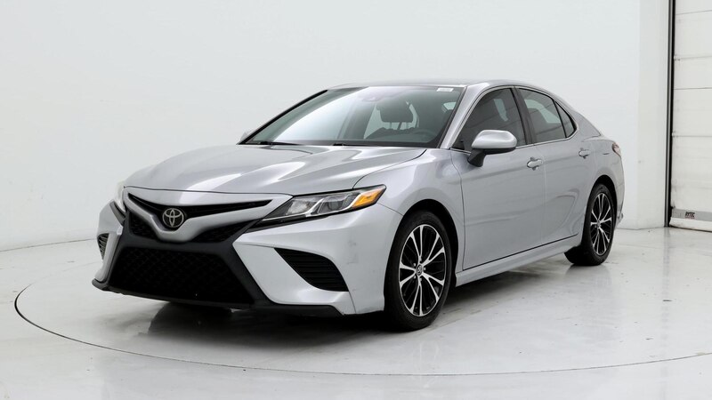 2019 Toyota Camry SE 4